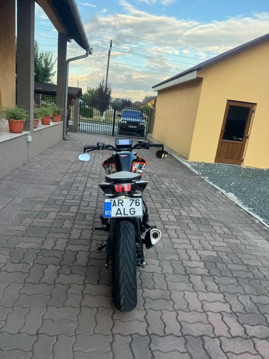 Ktm duke 125 abs