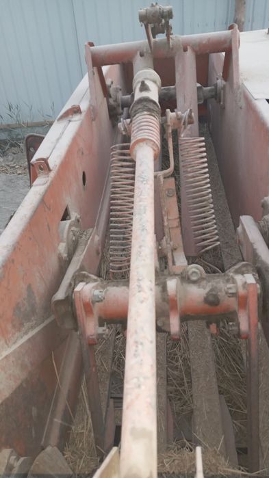 Пресс подборщик Киргизия сотилади хамма жойи радной 2500$