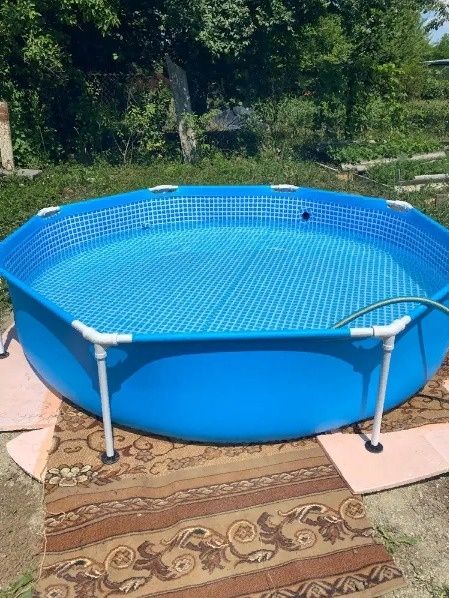 Бассейн қол жетімді бағада. Тек сіздер үшін.