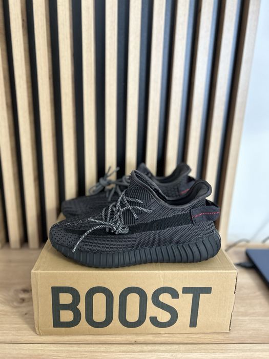 Adidas Yeezy 350 V2