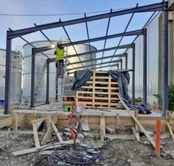 Vând hală metalica 20x10x4