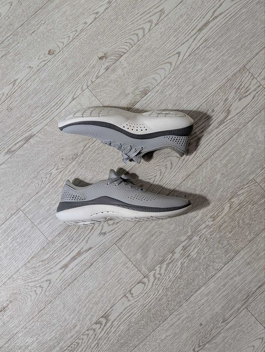 Кросовки Crocs Literide (8 US/ 41 / 26 см) новые