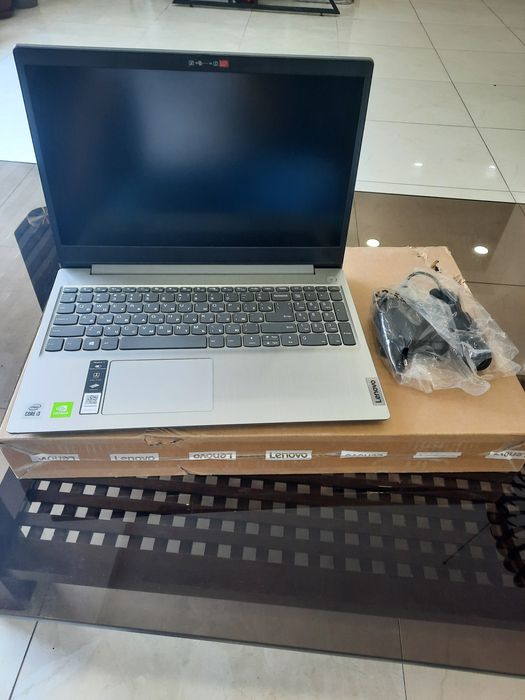 Lenovo ideapad 3 15IlML05 core i3