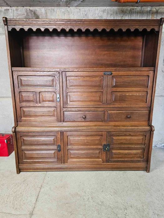 Масивна дъбова секция (уникална изработка)