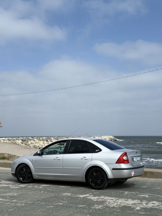 Vând / schimb Ford Focus 1.6 benzină