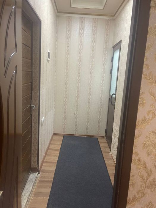 Уй сотилади 1- этаж