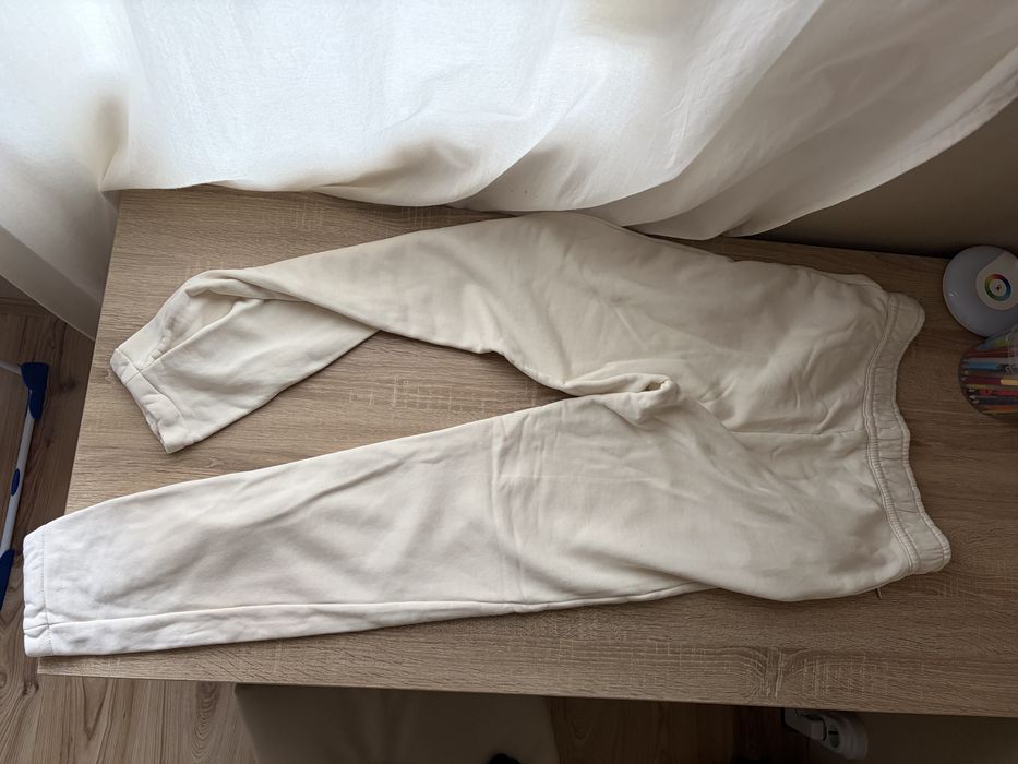 Ново дамско долнище Nike  М