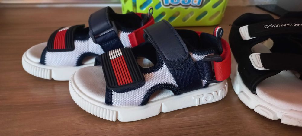 Детски сандали 24 номер