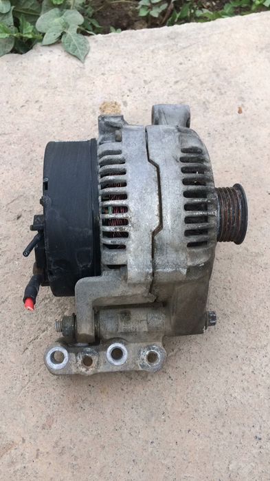 Опел пассат Голф Генератор  привазной