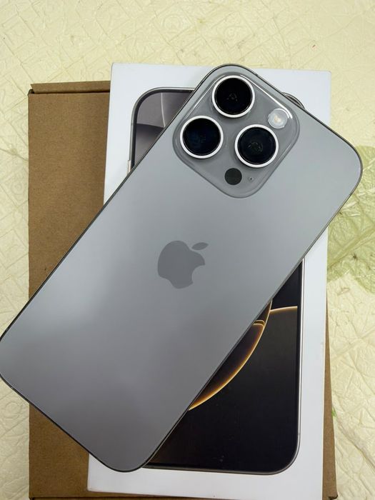 iPhone 16 Pro 256 ГБ, АКБ 88%, полный комплект