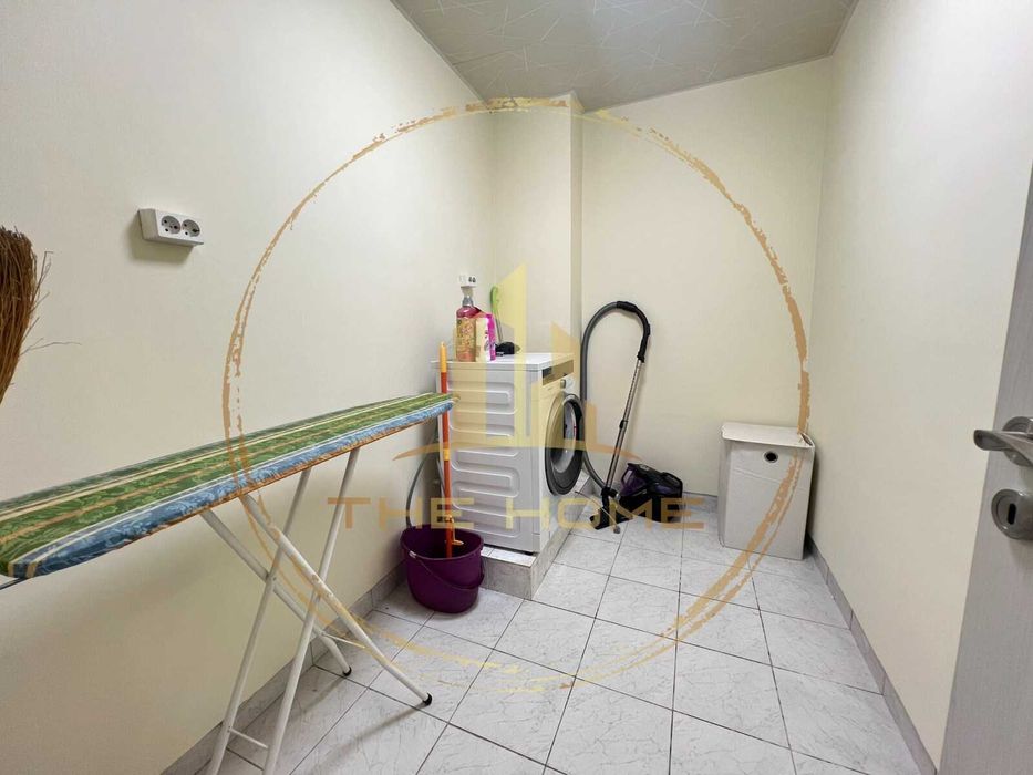 Отлична цена 3 стаен Колхозен Пазар