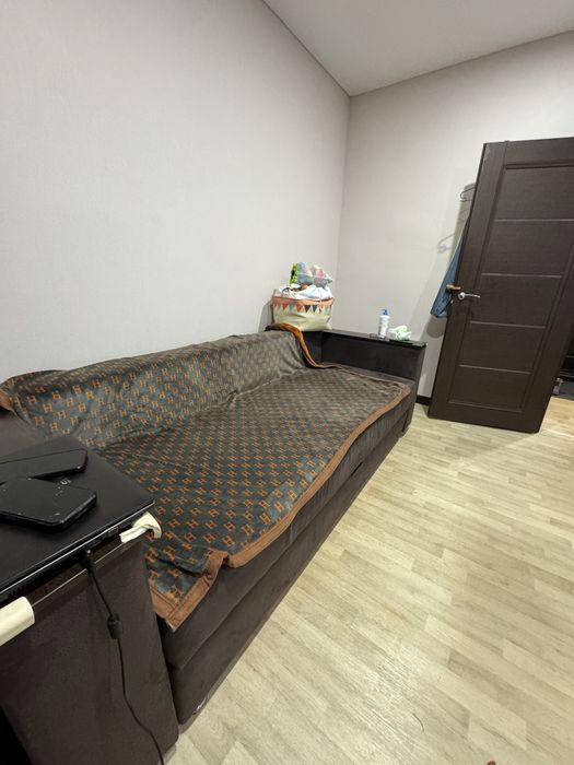 Продам 2 комн квартиру улучш