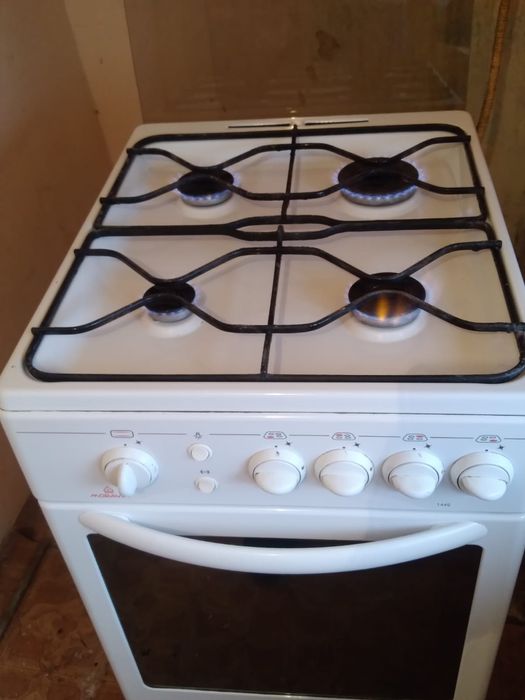 Газ плита сатилады жасап тур