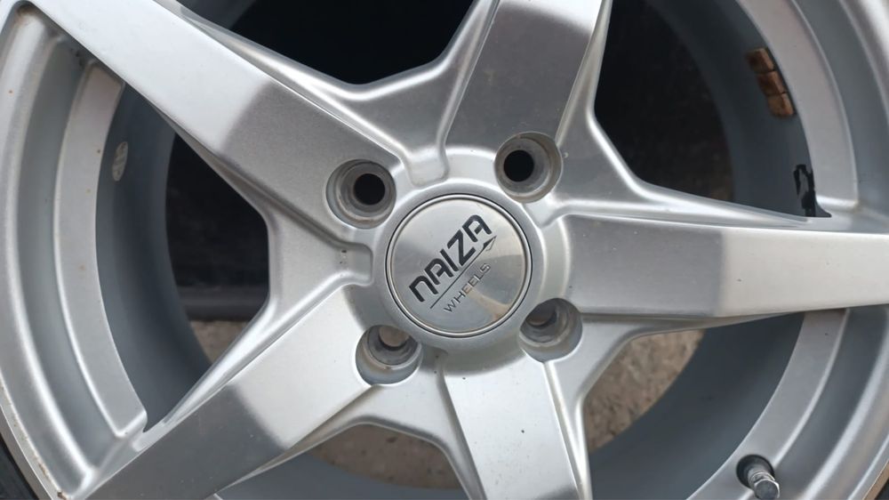 Продам колеса с дисками зимние