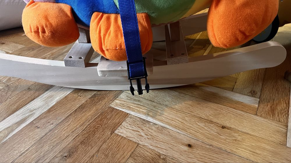 Масивна електрическа дървена играчка за люлене - като НОВА