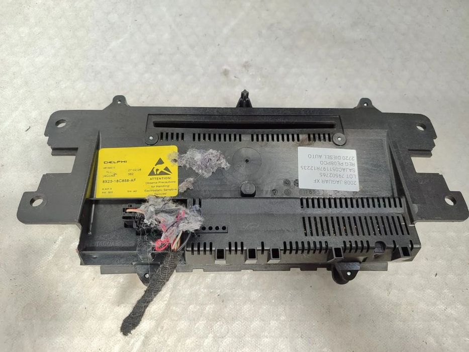 PANOU COMANDĂ CLIMA / AUDIO / MULTIMEDIA JAGUAR XF (X250) 2007–2015 / COD OEM 8X23-18C858-AF (5E2)