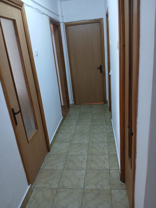 apartament de inchiriat 3 camere zona centrala