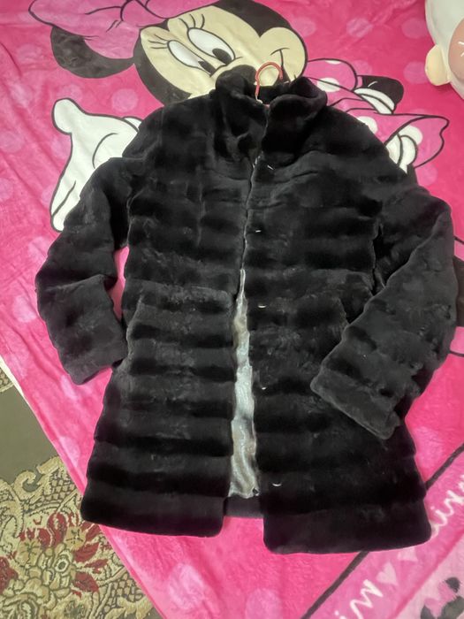 Поодам шубу натуральную