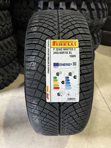 245/45/18 PIRELLI 4бр