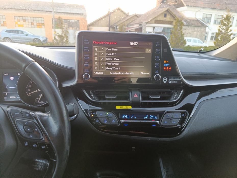 11322 +tva Toyota C-HR Hybrid 1.8 benzina din 2020 cu 290000 km 1