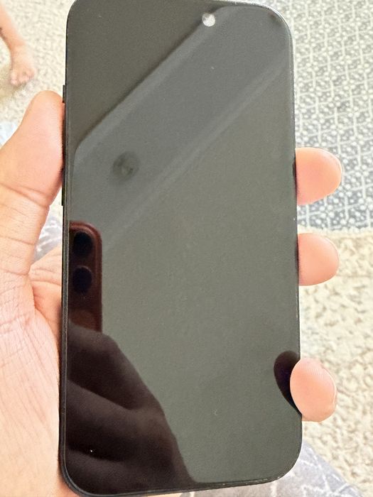 Iphone 15. 128 gb