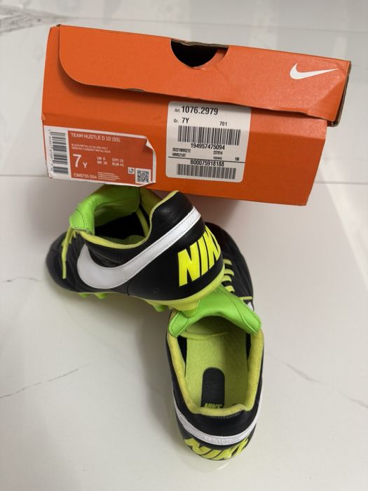 Футболни обувки NIKE N40