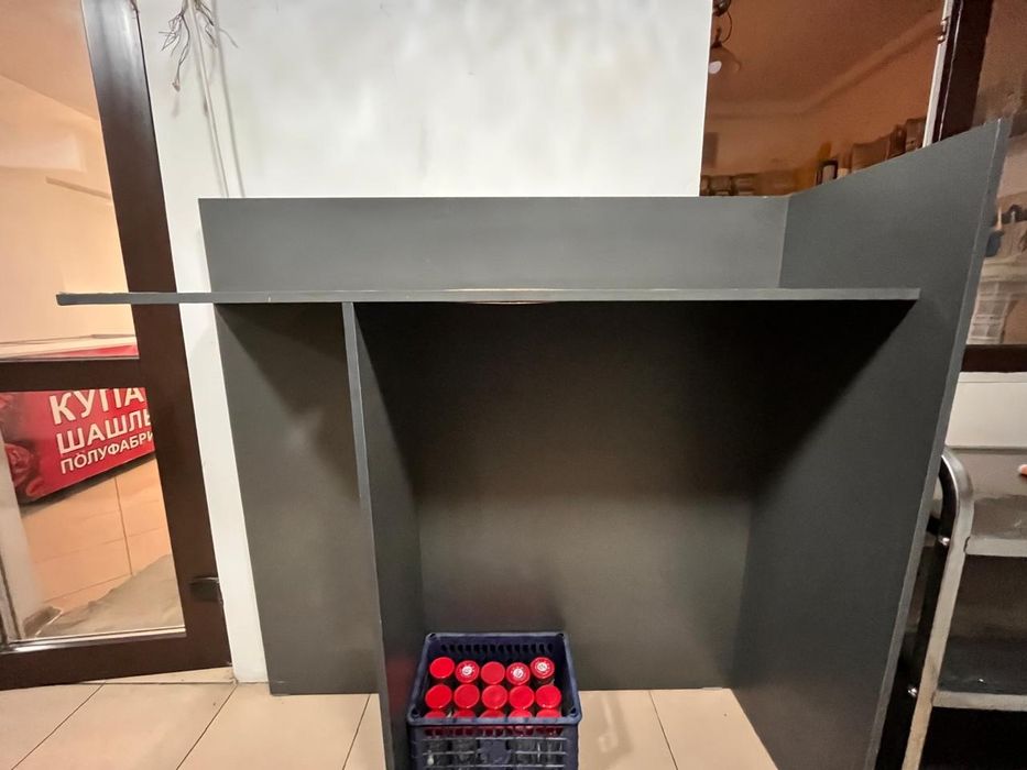 Продаётся барные полки.