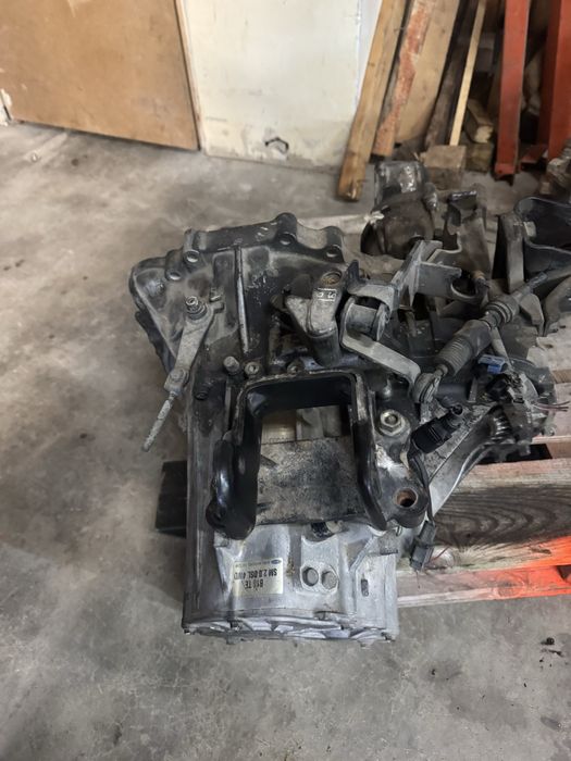 Скоростна кутия Хюндай Санта Фе 2.0 5 скорости Hyundai santa fe 2,0 d