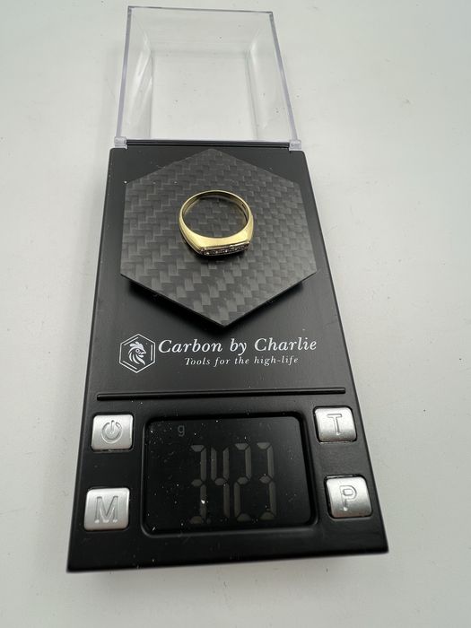 Френски златен пръстен 18к 0.25ct диаманти