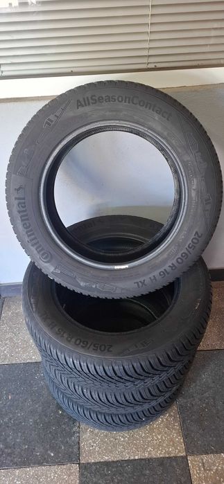 4бр. 205/60/16 Continental 6.8mm грайфер, дот 19г. Безплатен монтаж