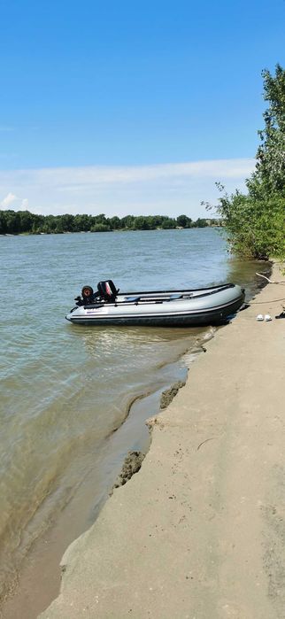Продам лодку Sea Pro