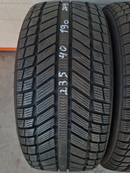 Зимни гуми 4 броя SYRON Everest1 235 40 R19 дот 2719