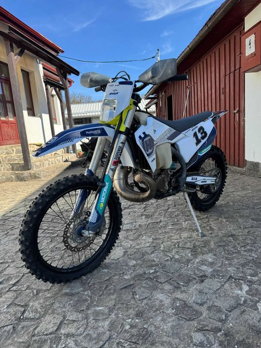 VAND Husqvarna 2t 300 TPI, 2022. 6700 euro