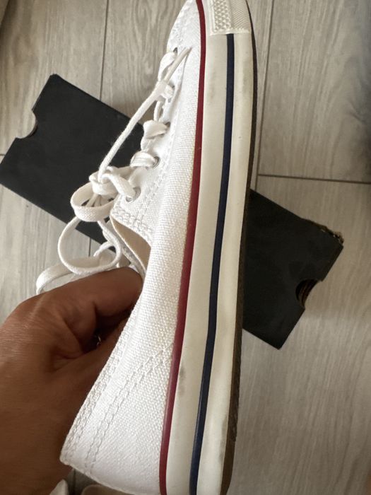 Новые кроссовки Convers оригинал 36.5