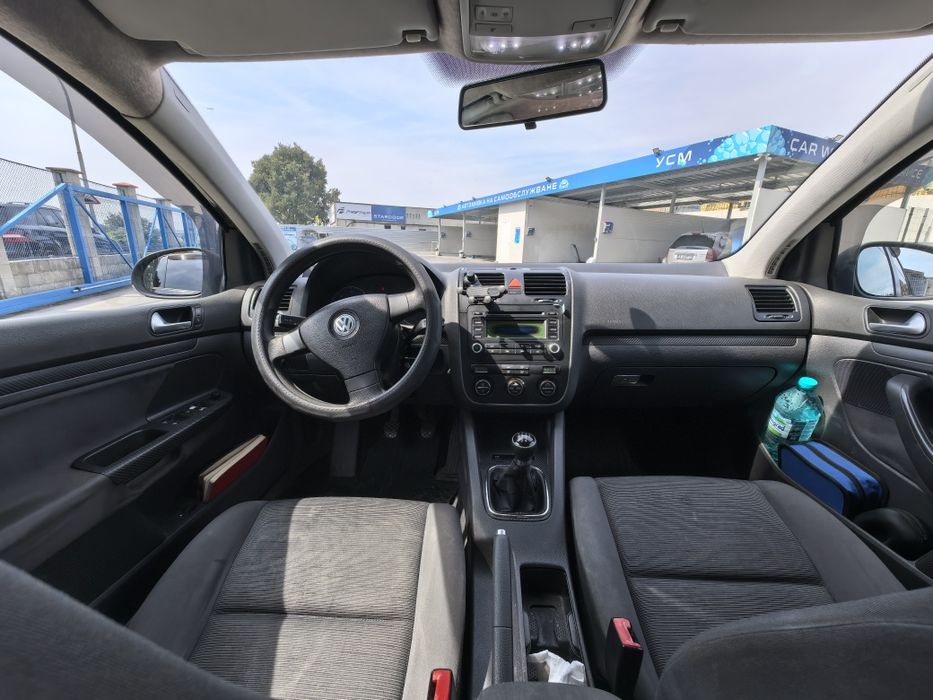 Продава се Volkswagen Golf V – 2006 година, 1.9 TDI (105 к.с.)