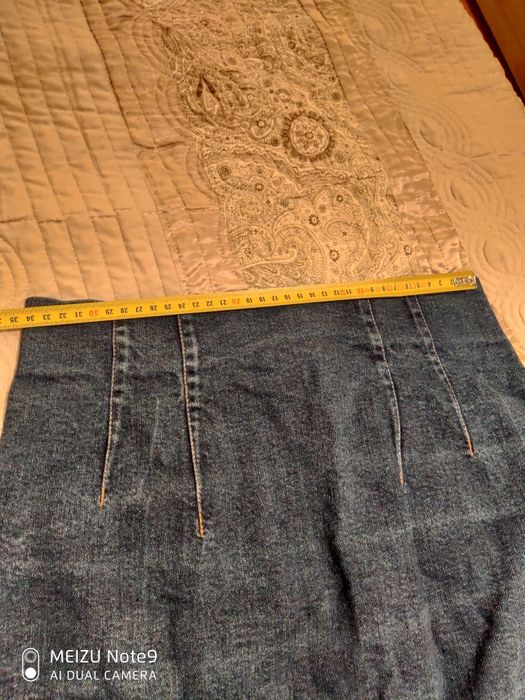 Дънкова пола 10 лв.