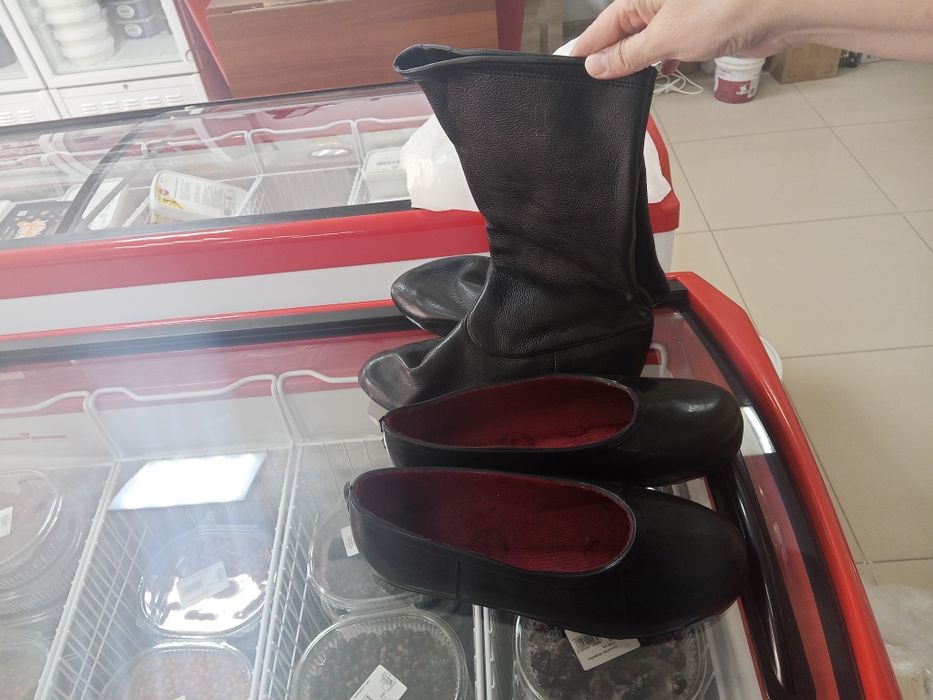 Продам обувь в комплекте