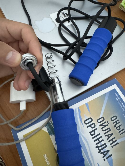 Скакалка скалки скалкі секірмек