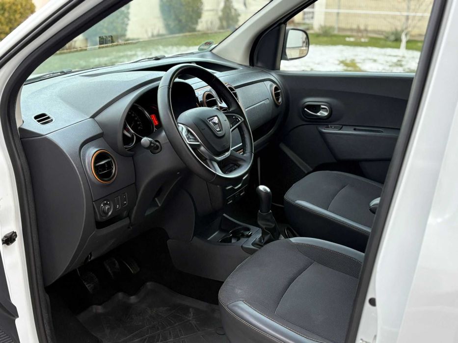 SE VINDE Dacia Dokker Stepway