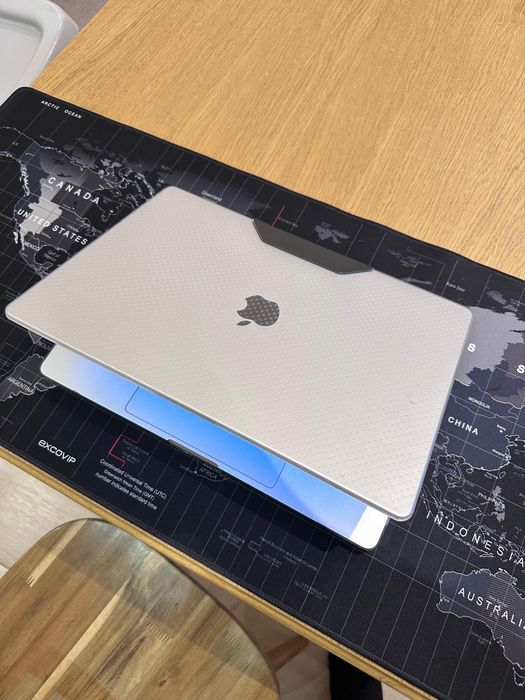 Macbook pro 16, m2 max