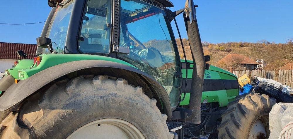 Dezmembrez tractor Deutz agrotron 200