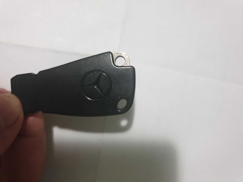 cheie Mercedes pentru plajă ! + contacte Mercedes clasa C