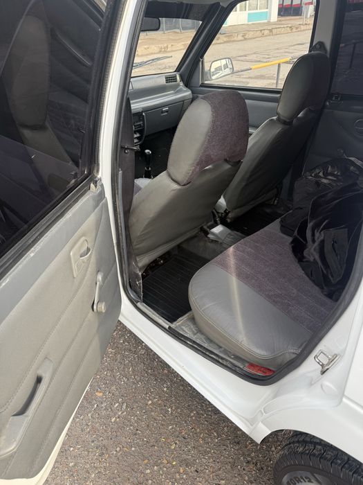 Tico 2000 yil holat idyalniy