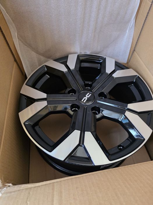 Jante de aliaj pentru dacia duster pe 16 marca rc wheels  model  514