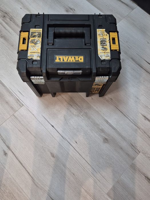 Mașină de rindeluit DeWalt