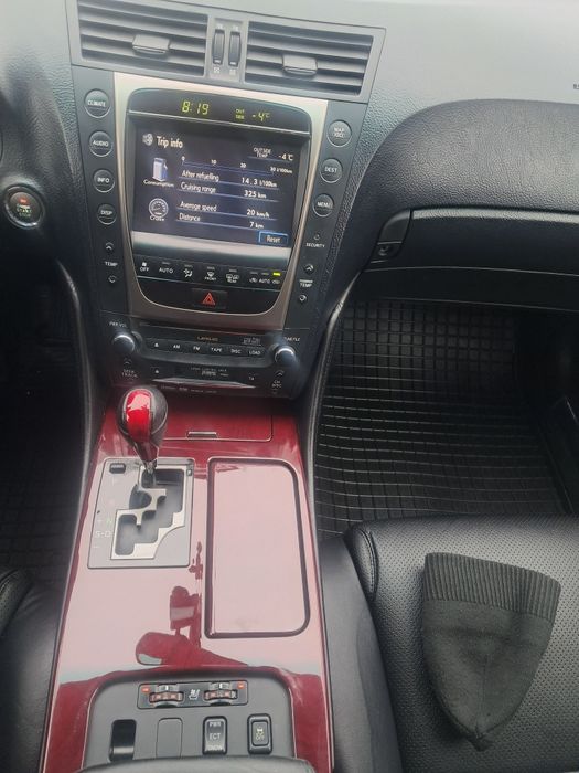 Lexus GS300. В отличном состоянии.