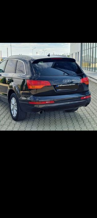 Vând sau schimb Audi Q 7