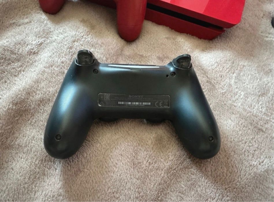Play station 4 Slim - Spider-Man Limited Edition