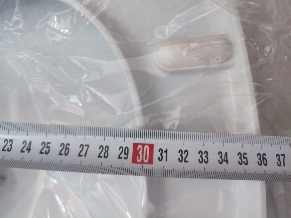 Продам крышку от унитаза.