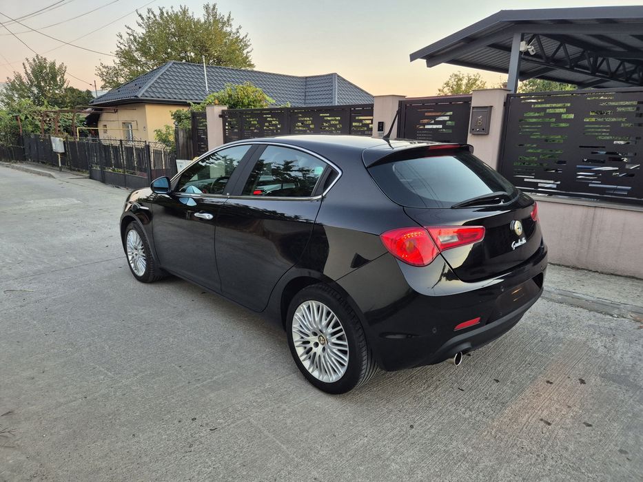 ALFA ROMEO Giulietta 2011 — imagine 4